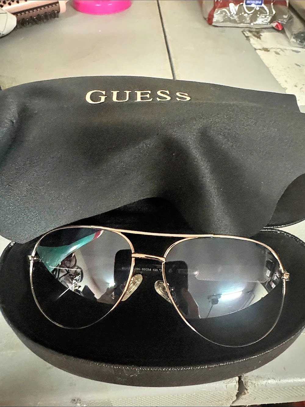 GUESS GU7295 28C Aviator Sunglasses Gold & Black Aviator Sunglasses